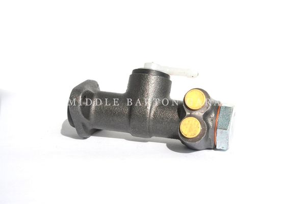 BRAKE MASTER CYLINDER 500F/L